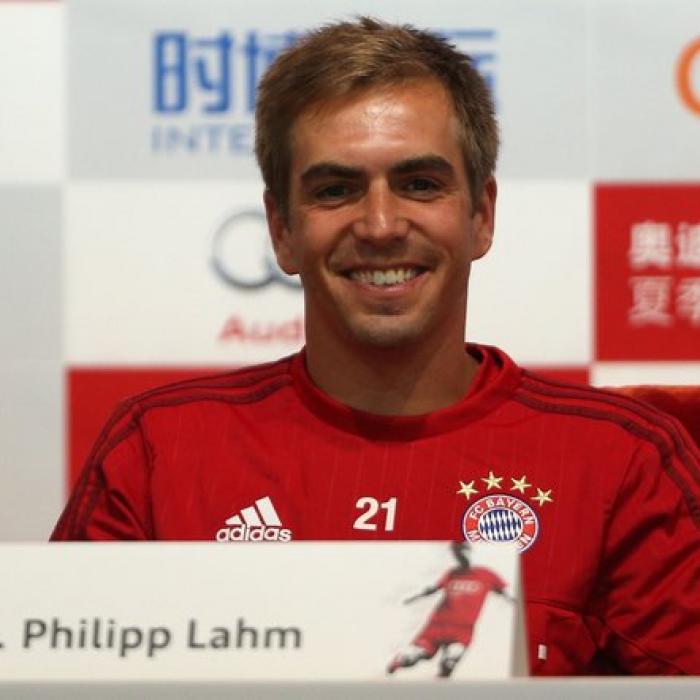 Zum Osterfest veröffentlichte Philipp Lahm einen seltenen privaten Einblick: Ein Schnappschuss zeigt ihn mit seinen beiden Kindern.