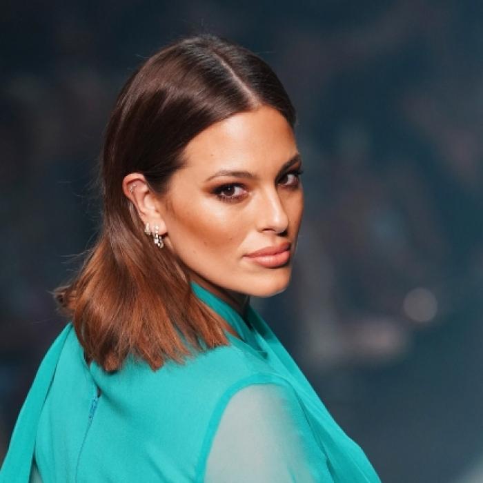 Dessous-Hammer in Cannes! Dieses Transparent-Kleid verbirgt nichts
