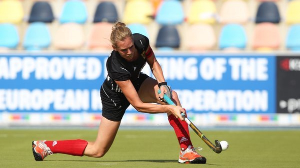 Macht nicht nur auf dem Platz eine gute Figur: Die ehemalige Hockey-Spielerin Fanny "Cihlar" Rinne. (Foto)
