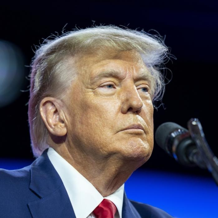 Anhänger feiern Facebook-Rückkehr! Wird Ex-US-Präsident nächste Woche verhaftet?