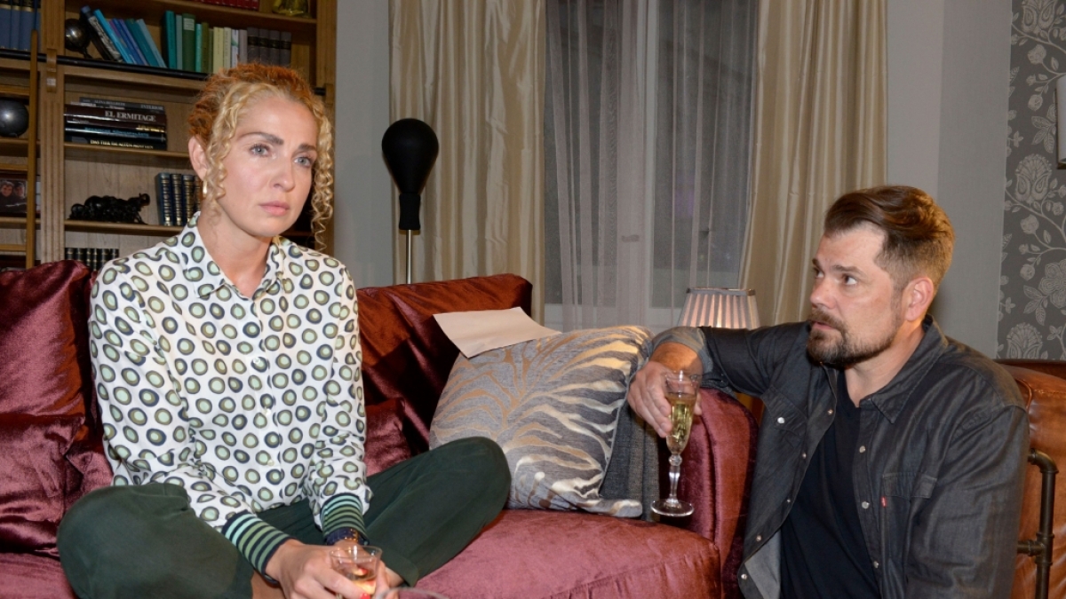 Das Traumpaar Leon (Daniel Fehlow) und Nina (Maria Wedig) geht k&uuml;nftig getrennte Wege. (Foto)