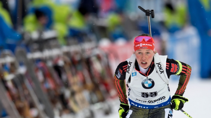 Laura Dahlmeier entwickelt sich durch ihre starke Performance zum neuen deutschen Biathlon-Star.