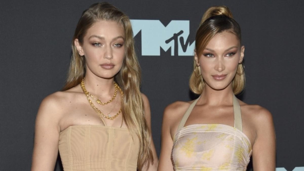 Gigi und Bella Hadid trauern um ihre geliebte Tante. Ghada Hadid ist an den Folgen ihrer Corona-Infektion verstorben. (Foto)