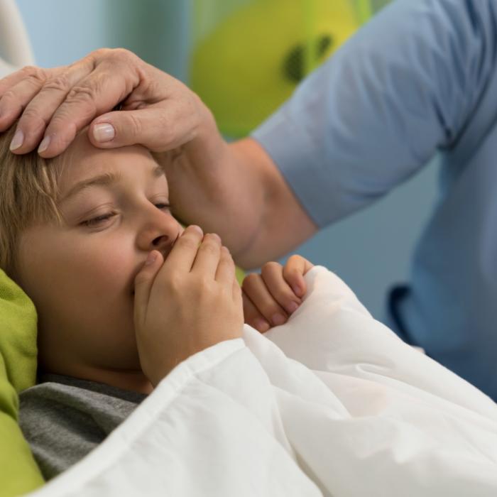 Ärzte warnen vor heftiger Lungenentzündung - diese Symptome sind alarmierend