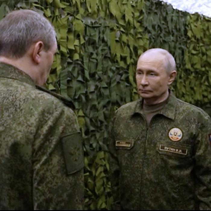 Bizarrer Putin-Auftritt – Experten sprechen von 