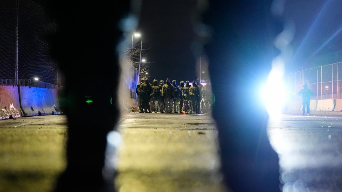 Im Internet wurden Identit&auml;ten von Beamten der US-Einwanderungsbeh&ouml;rde ICE ver&ouml;ffentlicht. (Foto)