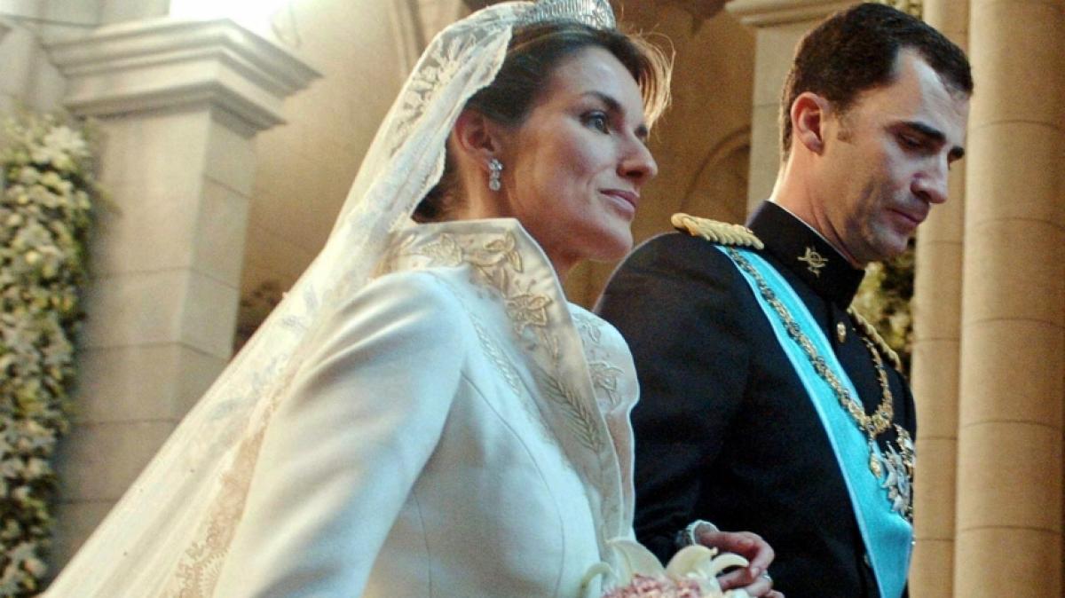 Am 22. Mai 2004 gaben sich Prinz Felipe von Spanien und seine Verlobte Letizia Ortiz Rocasolano das Ja-Wort. (Foto)