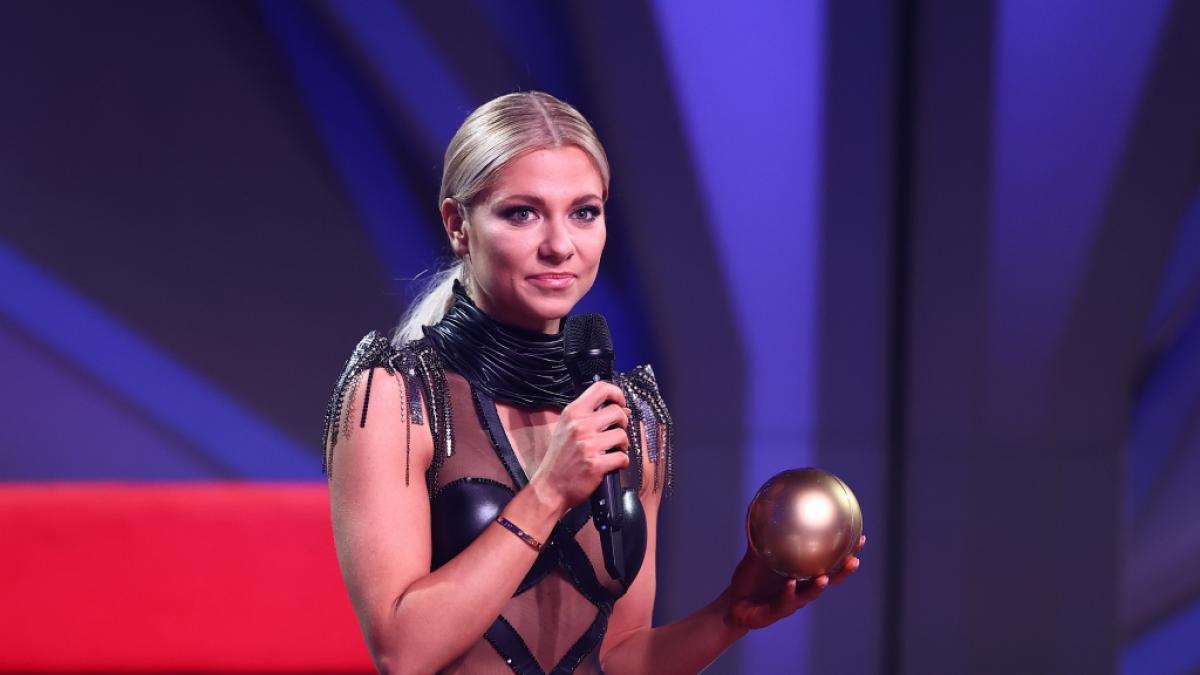 Valentina Pahde verbiegt sich beim Yoga und macht ihre Fans damit gl&uuml;cklich. (Foto)