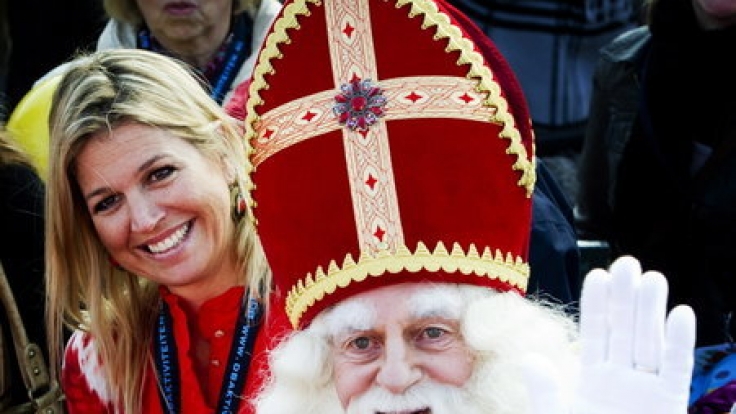 Wenn die Ankunft von Sinterklaas in den Niederlanden die Weihnachtszeit einläutet, sind auch Königin Maxima und Prinzessin Amalia mit von der Partie.