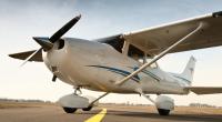Ein 21-Jähriger ist bei einem Horror-Unfall auf einem Flughafen gestorben.