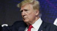 Donald Trump fliegt jetzt zum Mond.