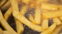 Essen Sie gerne fettiges Essen? Dann sollten Sie dieses lieber mittags statt abends essen.