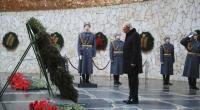 Wladimir Putin bei der Stalingrad-Gedenkfeier. In einer Propagandasendung verdrehte sein Vertrauter Dmitri Kisseljow jetzt historische Fakten zum sowjetischen Sieg im 2. Weltkrieg völlig.