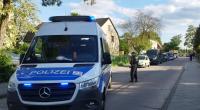 In Berlin-Spandau soll ein Mann auf der Straße erschossen worden sein.