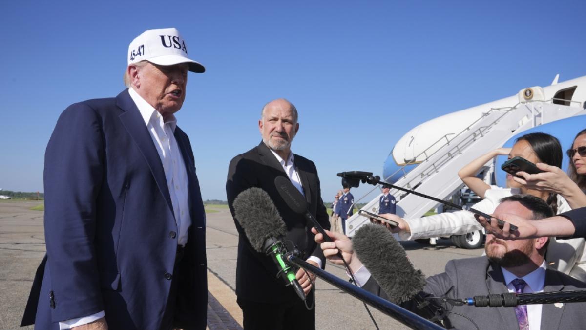 Donald Trump scheitert an Reporter-Frage zu seiner Zoll-Politik. (Foto)