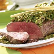 Außen knusprig, innen rosa und zart - mit Niedrigtemperaturgaren gelingen leckere Braten ganz einfach.