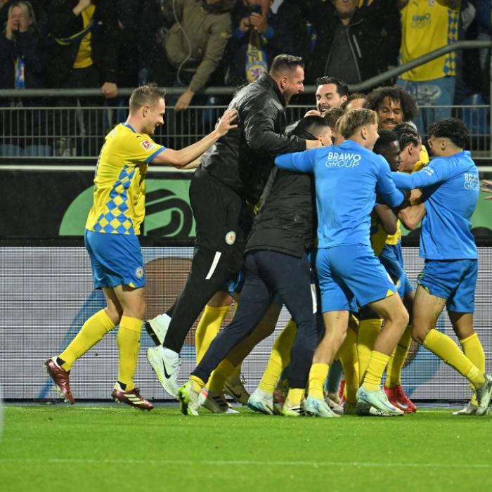 K.o. für Saarbrücken in der Verlängerung - Braunschweig hält die Klasse