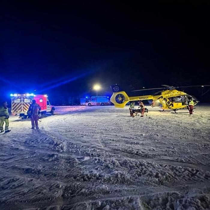 Junge (12) von Ast gepfählt! Heli bringt verletztes Kind in Klinik