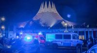 Vor der Berliner Tempodrom ist am Freitagabend eine Person durch Schüsse getötet wurden, weitere Personen wurden verletzt.