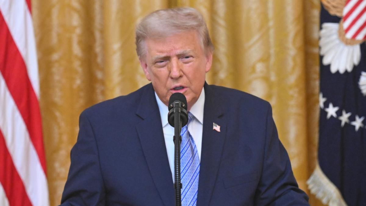 Donald Trump wiederholte in einer "Rede an die Nation" den Vorwurf des Wahlbetrugs. (Foto)