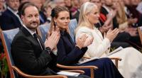 Norwegens Kronprinzenpaar Haakon und Mette-Marit, hier mit der gemeinsamen Tochter Prinzessin Ingrid Alexandra, trägt keine Eheringe mehr.