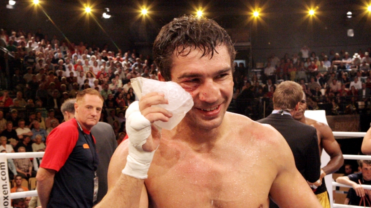 2006 verteidigte Markus Beyer seinen WM-Titel im Supermittelgewicht gegen Sakio Bika aus Kamerun. (Foto)