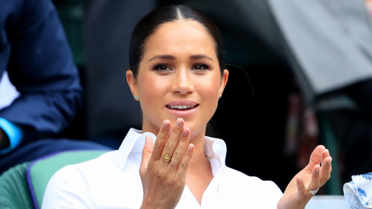 Meghan Markle kann es nicht lassen: In einem Podcast legte die Herzogin von Sussex nicht nur eine Trotzreaktion angesichts j&uuml;ngster Skandale an den Tag, sondern teilte auch gegen die britischen Royals aus. (Foto)