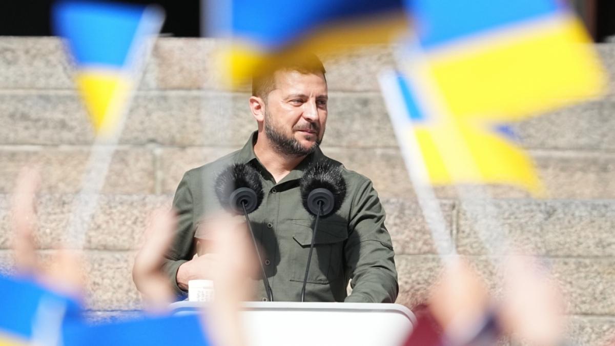 Die im Deutschlandfunk ausgestrahlte Forderung eines H&ouml;rers, der ukrainische Pr&auml;sident Wolodymyr Selenskyj m&uuml;sse "gevierteilt und enthauptet" werden, brachte dem Sender heftige Kritik ein. (Foto)