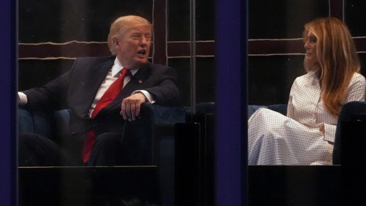 Donald Trump hat mit einem skurrilen Moment vor seiner Rede f&uuml;r Wirbel gesorgt. (Foto)