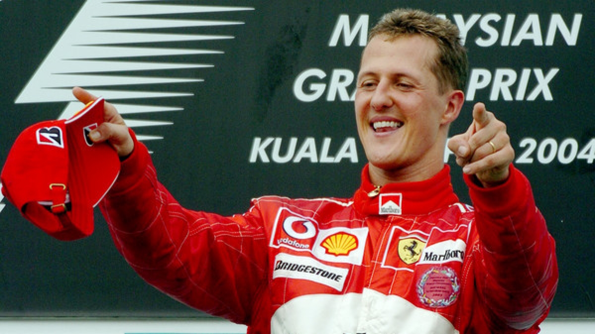 Von Formel-1-Rekordweltmeister Michael Schumacher wird es nie wieder aktuelle Fotos geben - das behauptet zumindest der Fotograf Michel Comte, der zu Schumis engsten Freunden geh&ouml;rt. (Foto)