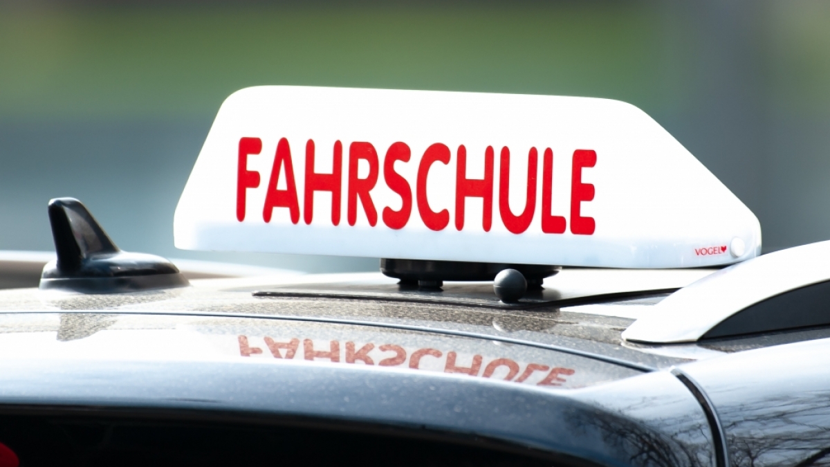 Wer in Sachsen ab 16 den F&uuml;hrerschein machen will, muss geimpft oder genesen sein. (Foto)