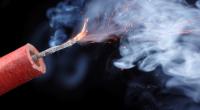 Jugendliche aus Unterfranken banden jetzt Feuerwerkskörper an Benzinflaschen.