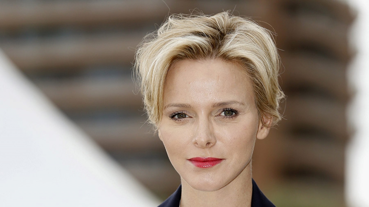F&uuml;rstin Charl&egrave;ne von Monaco hatte es in ihrer Kindheit nicht leicht. (Foto)