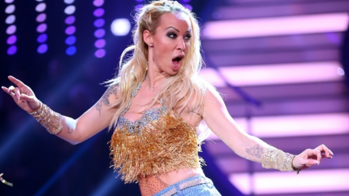 Cora Schumacher musste in der zweiten Show von "Let's Dance" das Parkett r&auml;umen. (Foto)