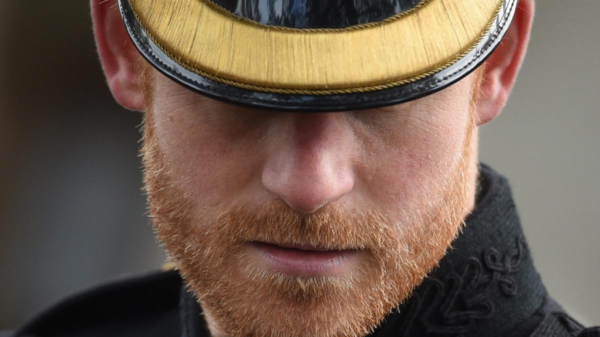 Prinz Harry kann's nicht lassen: Stiehlt er seiner Gro&szlig;mutter Queen Elizabeth II. schon wieder die Show? (Foto)