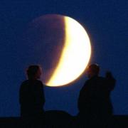 Himmelsereignisse, wie Mond- oder Sonnenfinsternissen, sorgen seit Anbeginn der Menschheit für Faszination, aber sie bieten auch genügend Raum für Aberglaube.