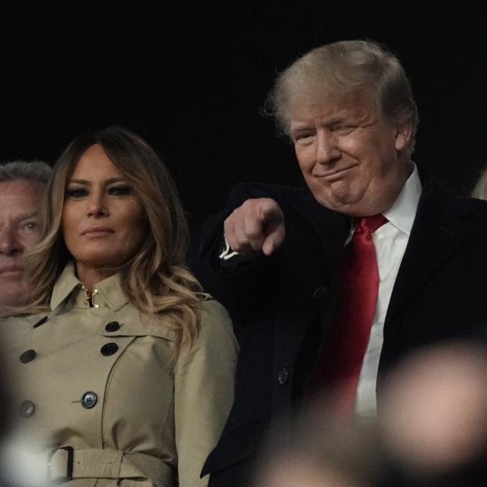 Es war kein Platz mehr! Jetzt verbannt sie Donald Trump