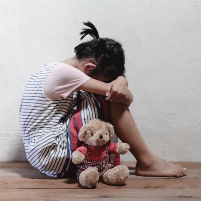 Mädchen (5) von Nachbarsjungen vergewaltigt - Not-OP!