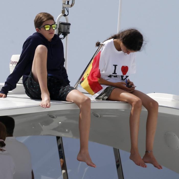 Erst 15! Skandal-Prinzessin spaltet Royalfans