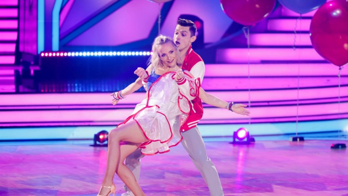 Janin Ullmann und&nbsp;Zsolt S&aacute;ndor Cseke tanzen am 11. M&auml;rz immer noch bei "Let's Dance". (Foto)