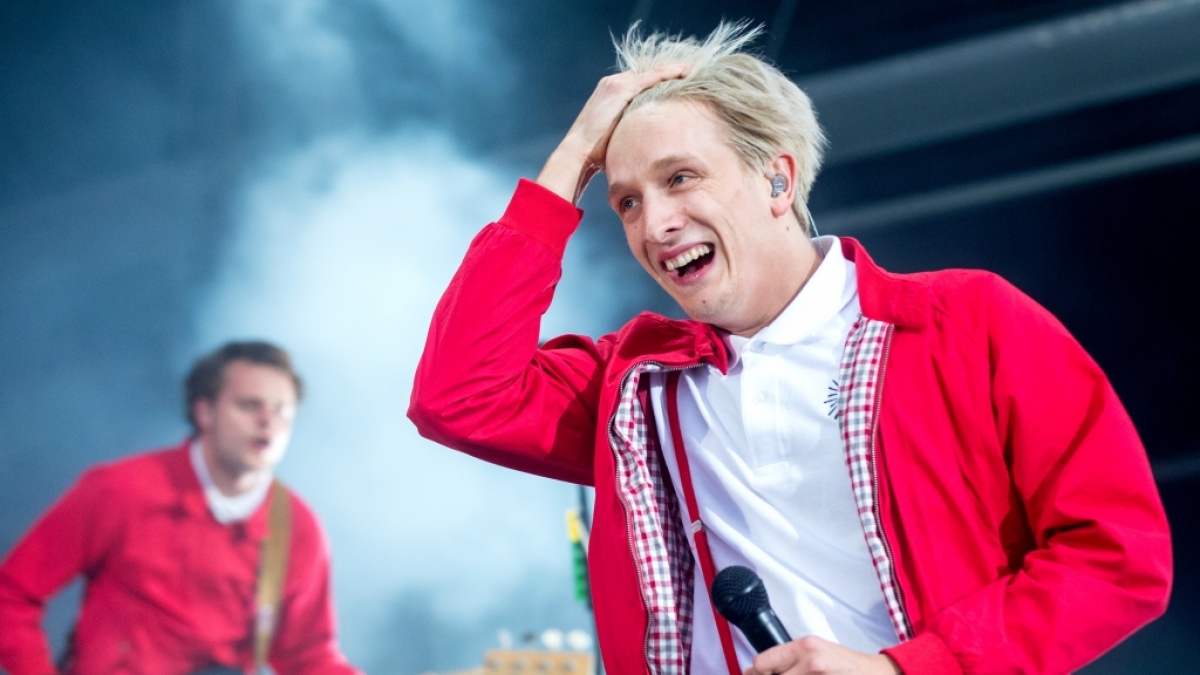 Felix Brummer, S&auml;nger der Band "Kraftklub", spielt auch beim Kosmonaut-Festival. (Foto)
