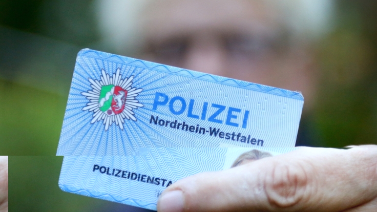 Eine Routinekontrolle der Polizei in Mülheim an der Ruhr ist aus dem Ruder gelaufen (Symbolbild).