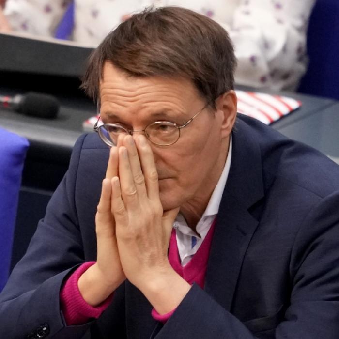 Lauterbach und Wieler schließen Impfpflicht für ALLE nicht mehr aus