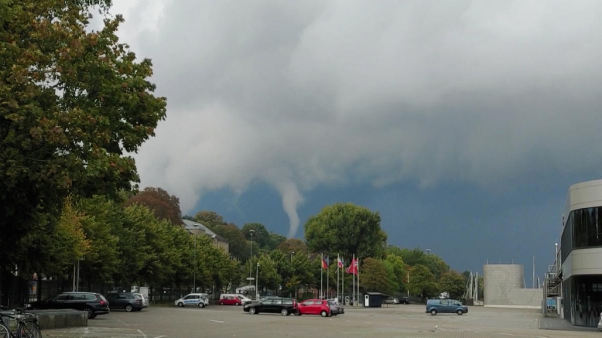 Mindestens sieben Menschen wurden durch den Tornado verletzt, vier sogar schwer. (Foto)