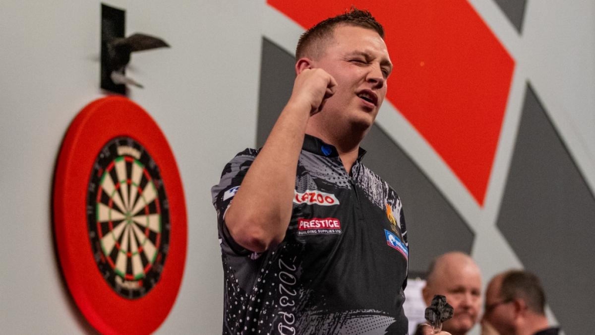 Der erste Tagessieg in der Premier League of Darts 2023 ging an Chris "Hollywood" Dobey. (Foto)