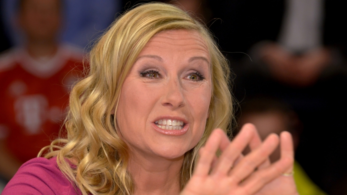 Andrea Kiewel zieht mit den letzten "ZDF-Fernsehgarten"-Ausgaben der Saison 2019 nochmal alle Register. (Foto)