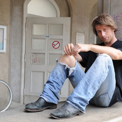 Ex-GZSZ-Star zieht jetzt VÖLLIG blank