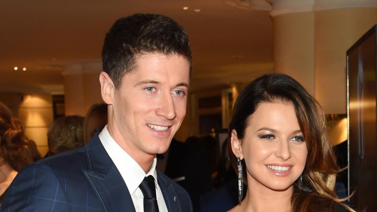Robert Lewandowski und Frau Anna. (Foto)