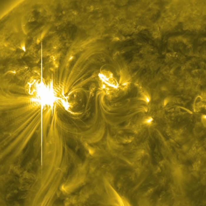 Zum Herbstanfang! Sonnensturm rast gerade Erde zu
