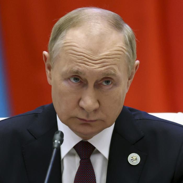 Russlands Wunderwaffe abgestürzt! 8 Verletzte